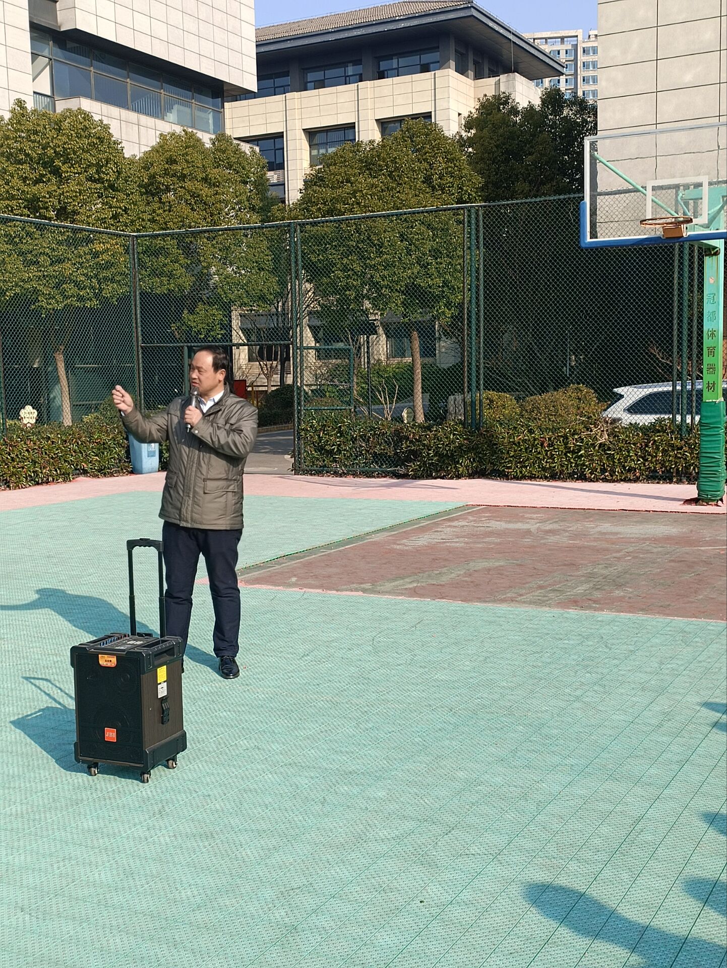 晨勉22_html_m7fefa519.jpg