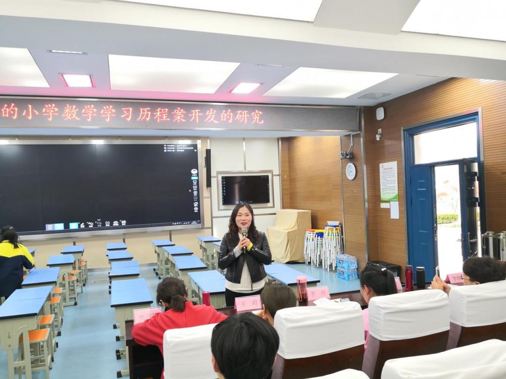 “基于单元的备课新尝试”活动报道_html_6e4064a5.jpg