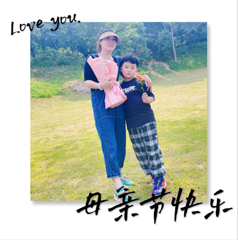 爱在五月，感恩母亲_html_4435088a.png