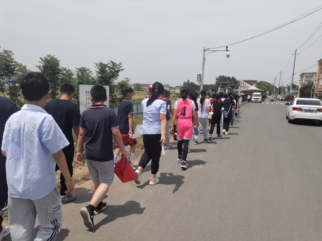 社会实践_html_m4813a0ff.jpg