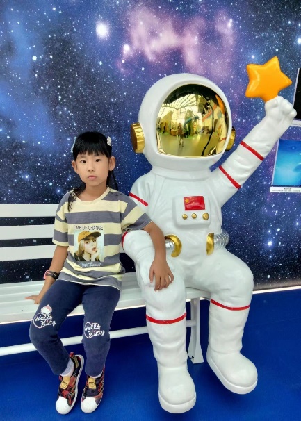 月满迎中秋 童心庆国庆--二（2）班新闻稿_html_m5e37df68.jpg