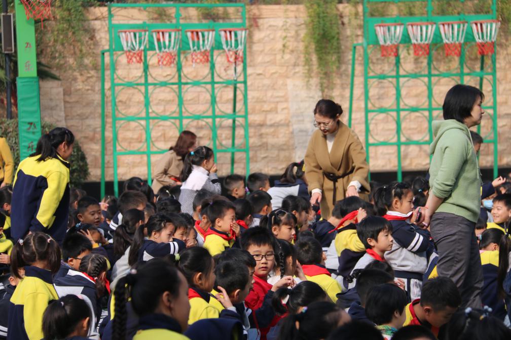 应急演练（顾）_html_m3b2c6f41.jpg