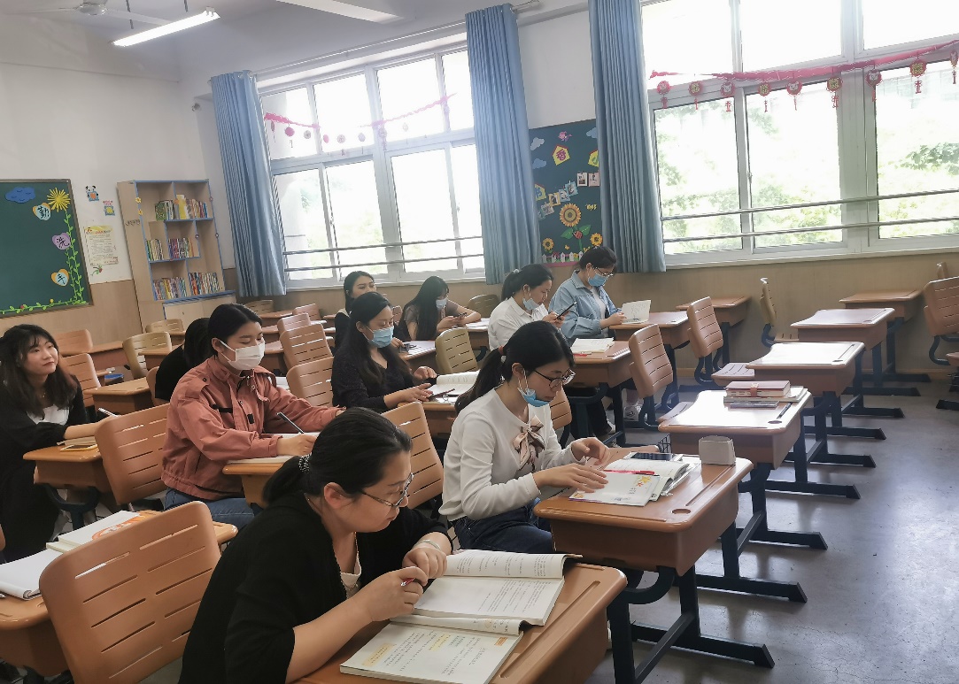 丁小低段复学教研活动_html_m4c79c25a.jpg