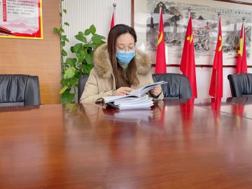听课促成长，交流共进步（今日报道）_html_m2ef5e77e.jpg