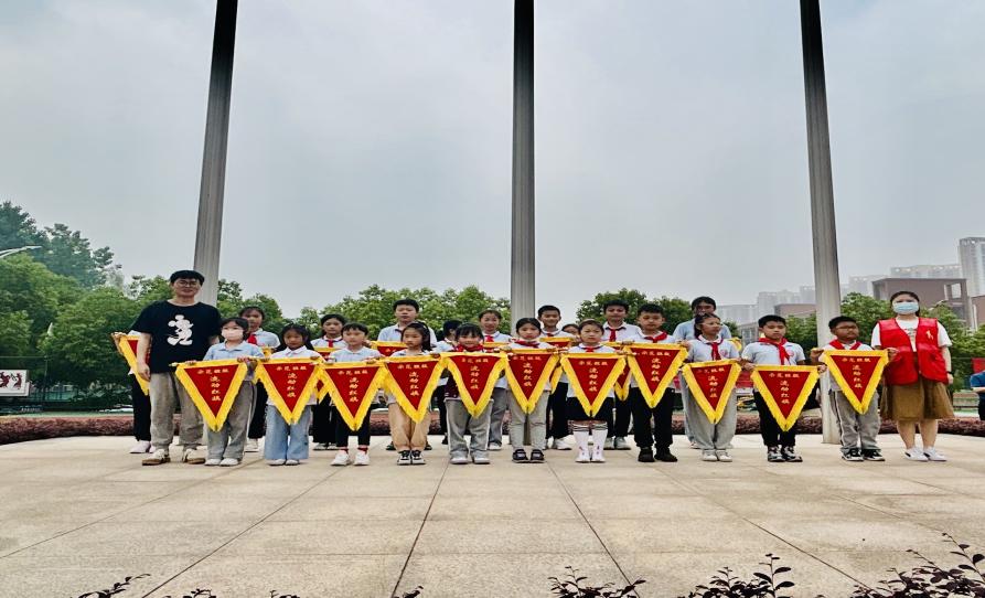 【丁香汉声·学生成长营】欢乐六一 多彩童年_html_4afe387e.jpg
