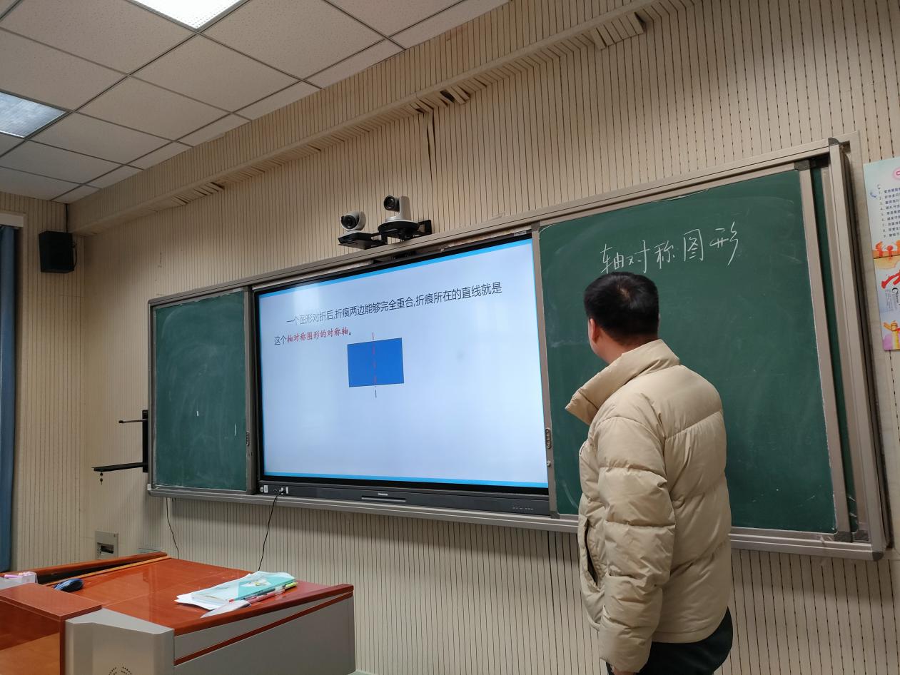 【丁香汉声·和研行动】教学研究谋发展 讨论探索得进步_html_179671c6.jpg