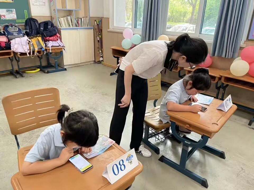 【丁香汉声】趣味无“笔” 乐学成长_html_m5ff726ba.jpg