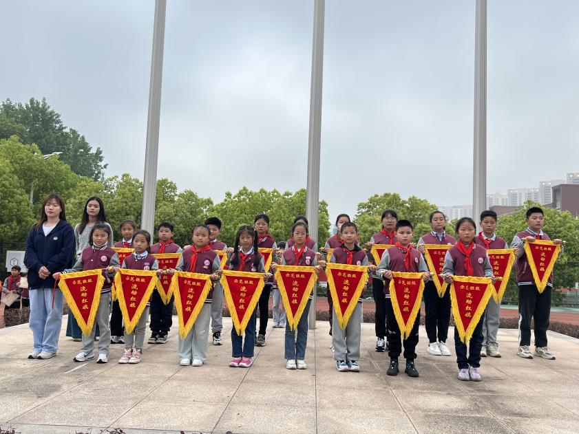 【丁香汉声·学生成长营】传承劳动美，劳动最光荣（黄玉婷）_html_23d38005.jpg
