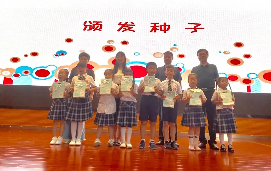 栖霞区官网报道_html_cab034c.jpg