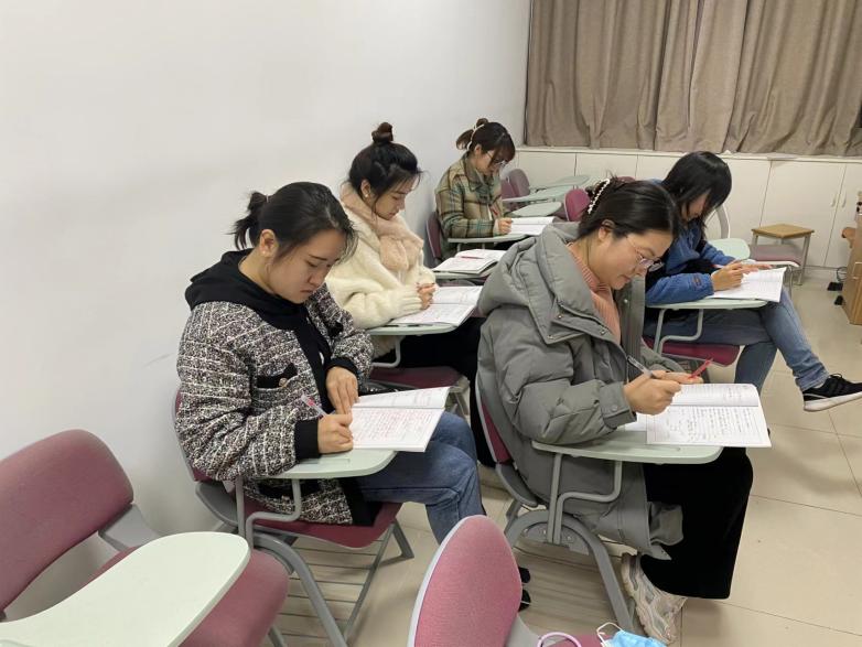 【丁香汉声·教学】“英”为热爱 “研”续精彩_html_m3931050a.jpg