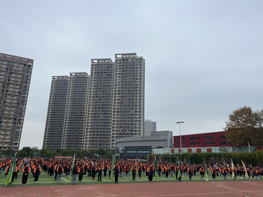 第14周升旗仪式报道_html_19b91720.jpg