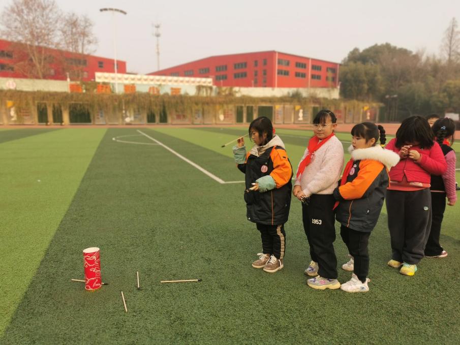 社团报道_html_1cf3f611.jpg