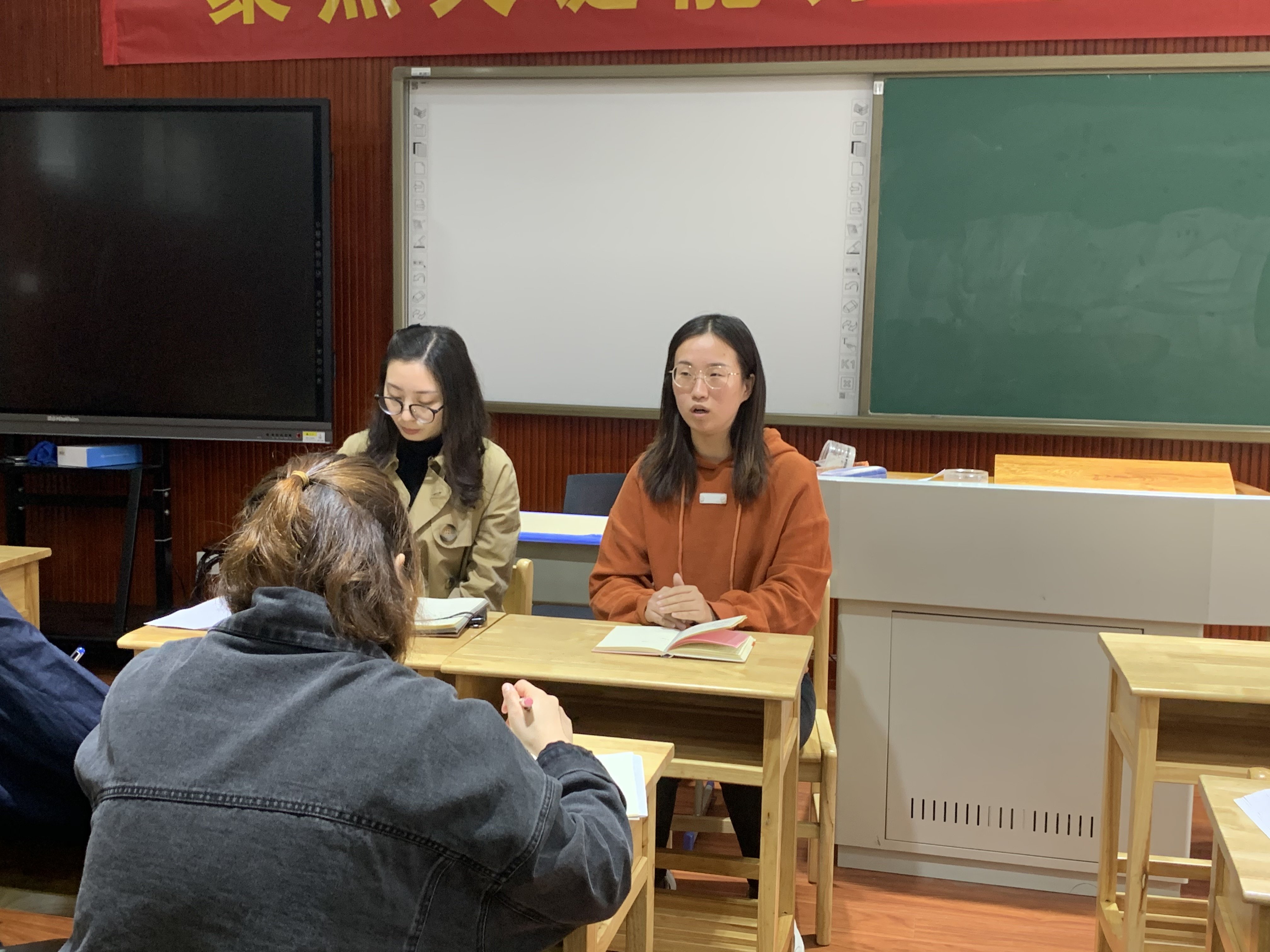 11.17报道_html_m4a2141f5.jpg