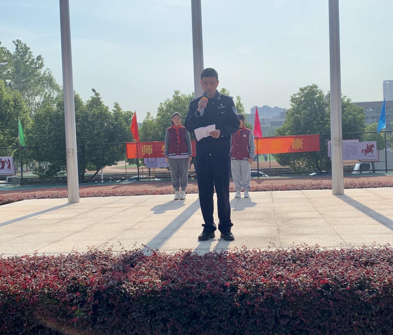 【丁香汉声·学生成长营】拒绝校园欺凌，共建和雅丁小_html_m587982dd.jpg
