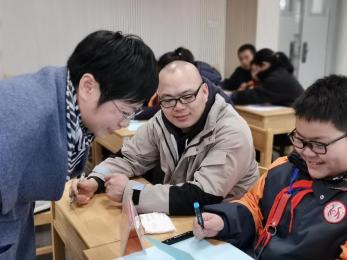 丁倩雯-【丁香汉声·家长成长营】家庭会议，让孩子成长更温暖----记栖霞区家校社协同育人“家长学校大讲堂”2023.3.24_html_m7411b8b7.jpg