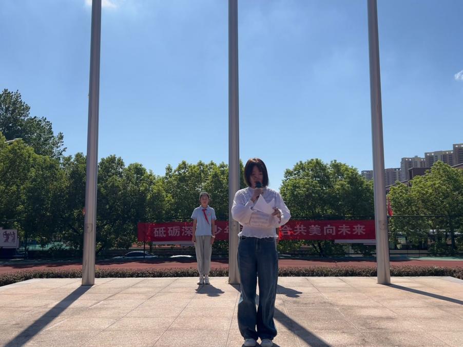报道_html_6911aaf.jpg