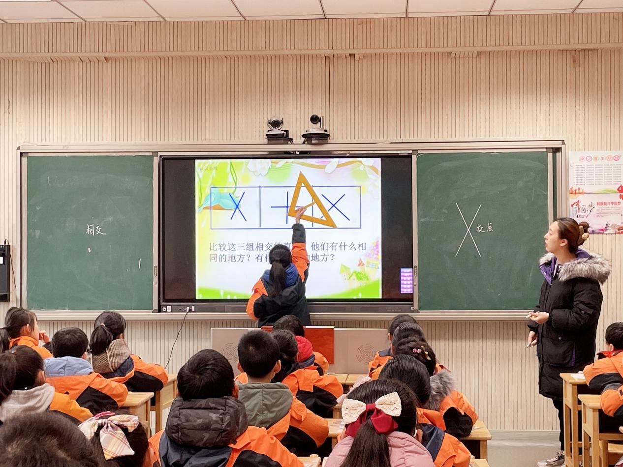 2021.12.15数学高段教研报道（李钰倩）_html_m767374ff.jpg