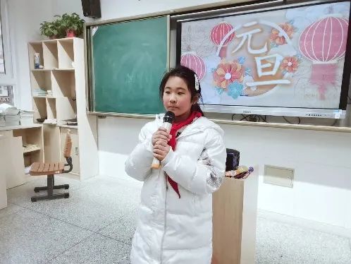 班级联欢会_html_m6cac1da9.jpg