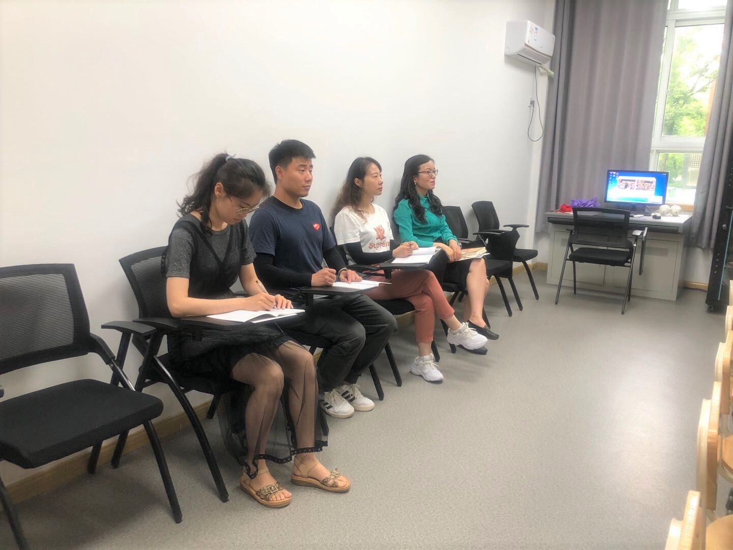【书院紫金】培养创新意识 提高综合素养——记紫金小学综合学科“知新课堂”