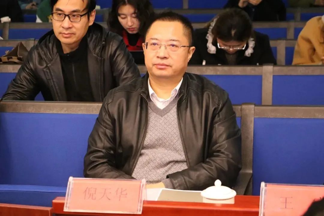 名家_html_428f3275.jpg