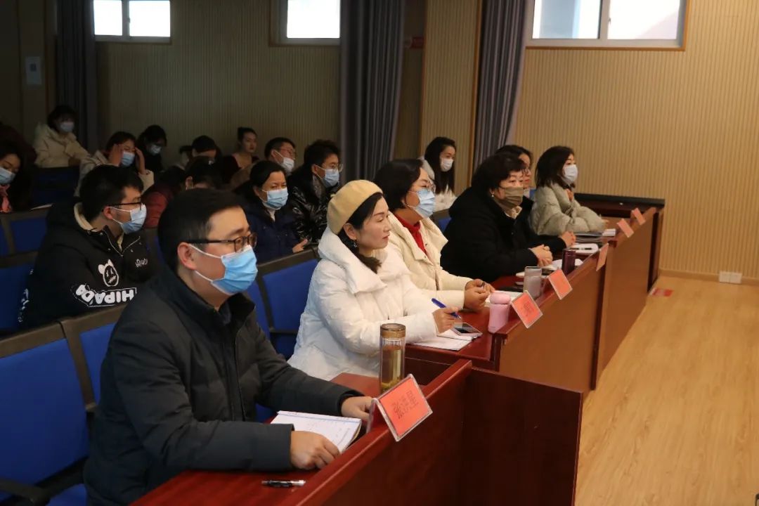 我与名师_html_m3ce0d115.jpg
