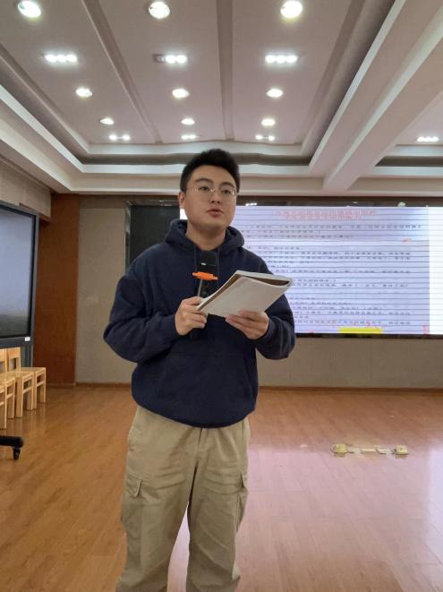 10.9语文课程标准案例式解读教研会_html_4745d256.jpg