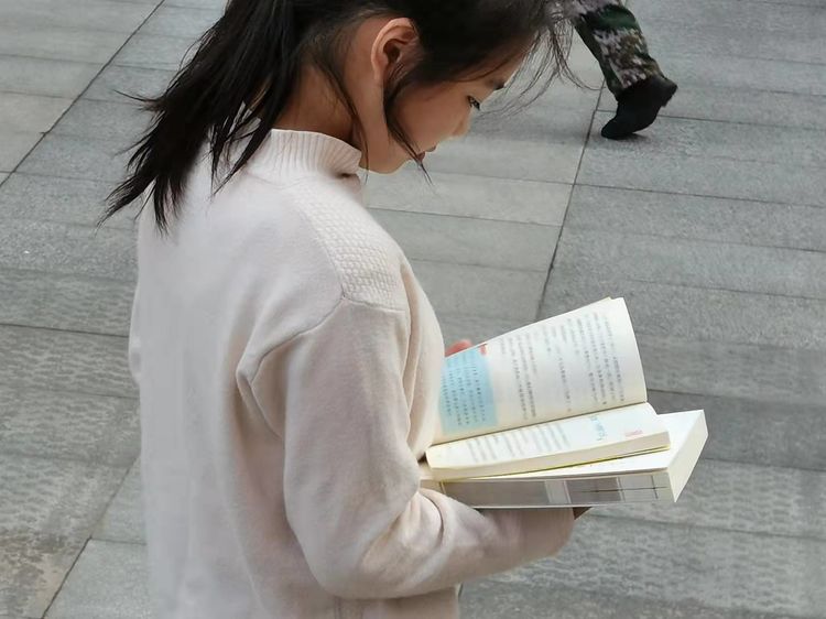 读书漂流报道_html_m68e3d3a8.jpg