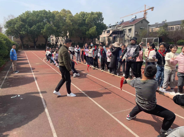 3.16【尚美迈小 教学】拔河报道_html_3f17a563.png