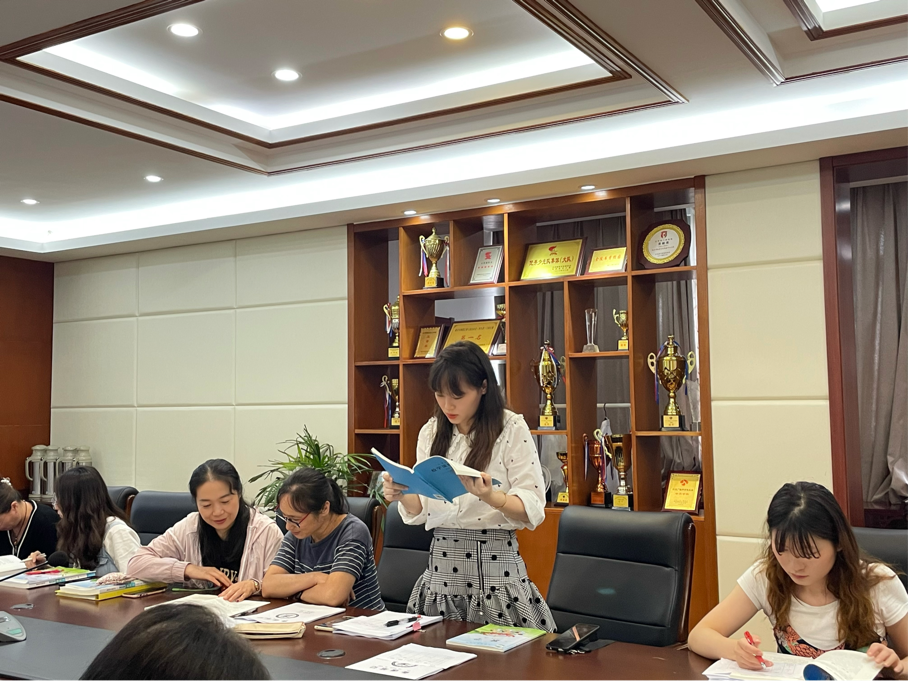 8.31数学组集体备课_html_m6e761101.png