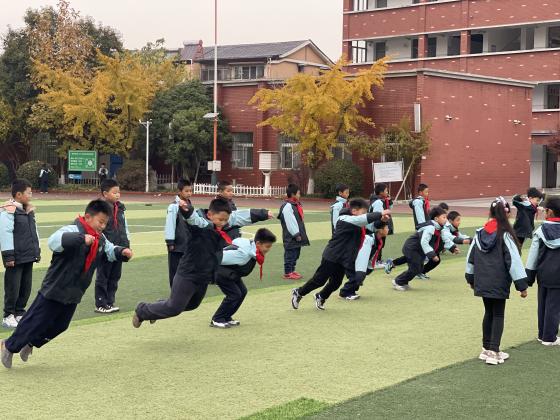 体育组报道12.3_html_1de170bc.jpg