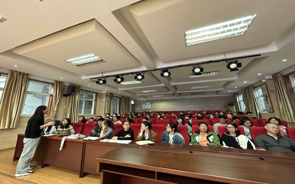 星光摄小 摄小朝阳路校区10月师德师风专题会议_html_m12878f8e.jpg