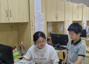 【摄小党建·优秀个人】党旗引领育桃李 初心如磐绽芳华——摄小天佐路校区优秀教师邵敏