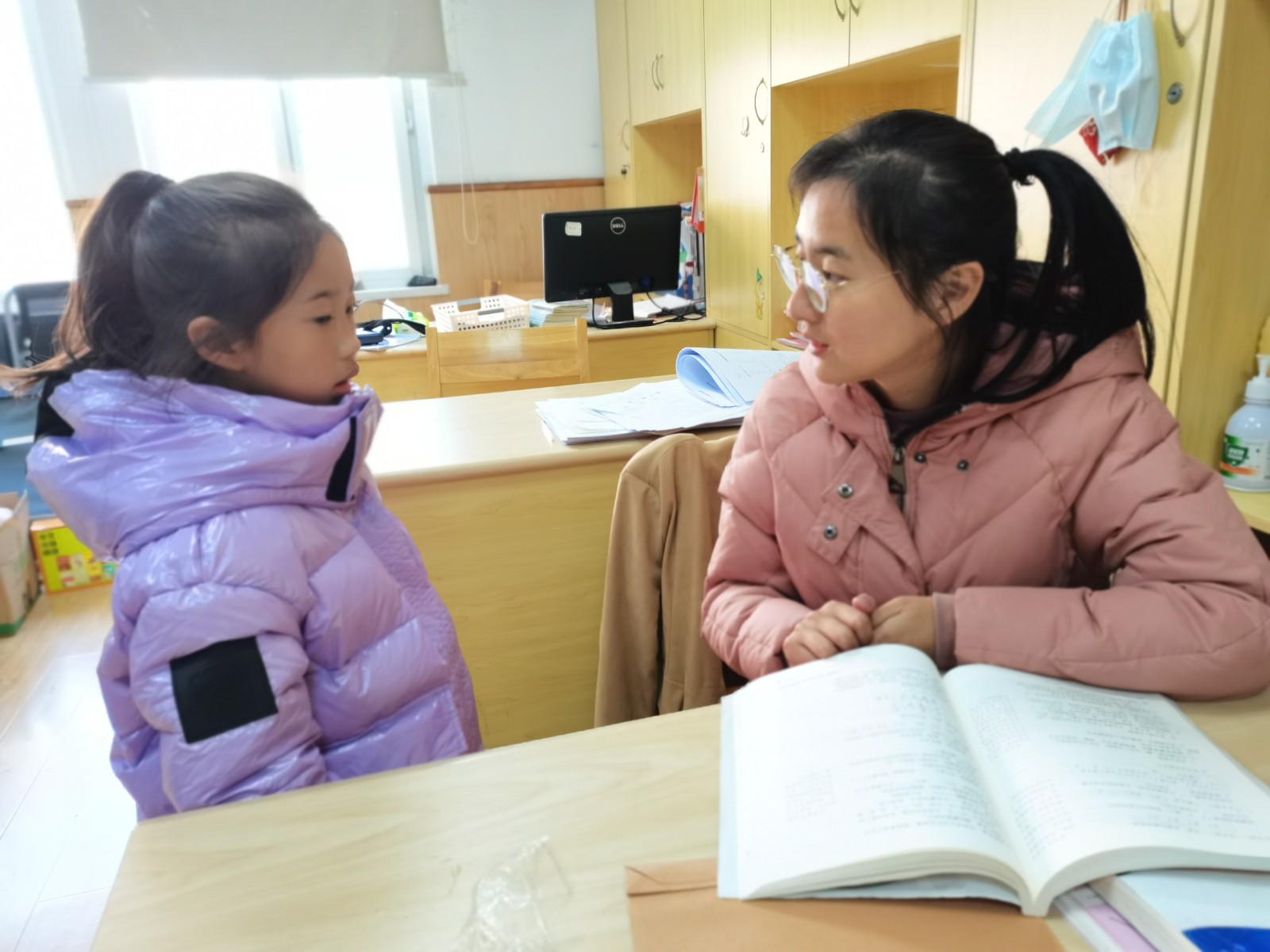 【摄小党建】春风化雨育桃李——记第二党支部优秀党员孙琪