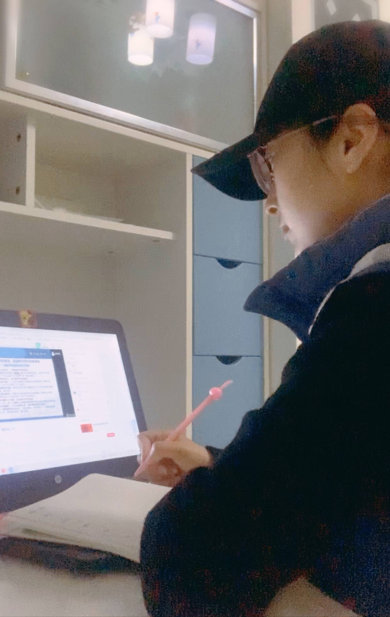 李晓燕.jpg