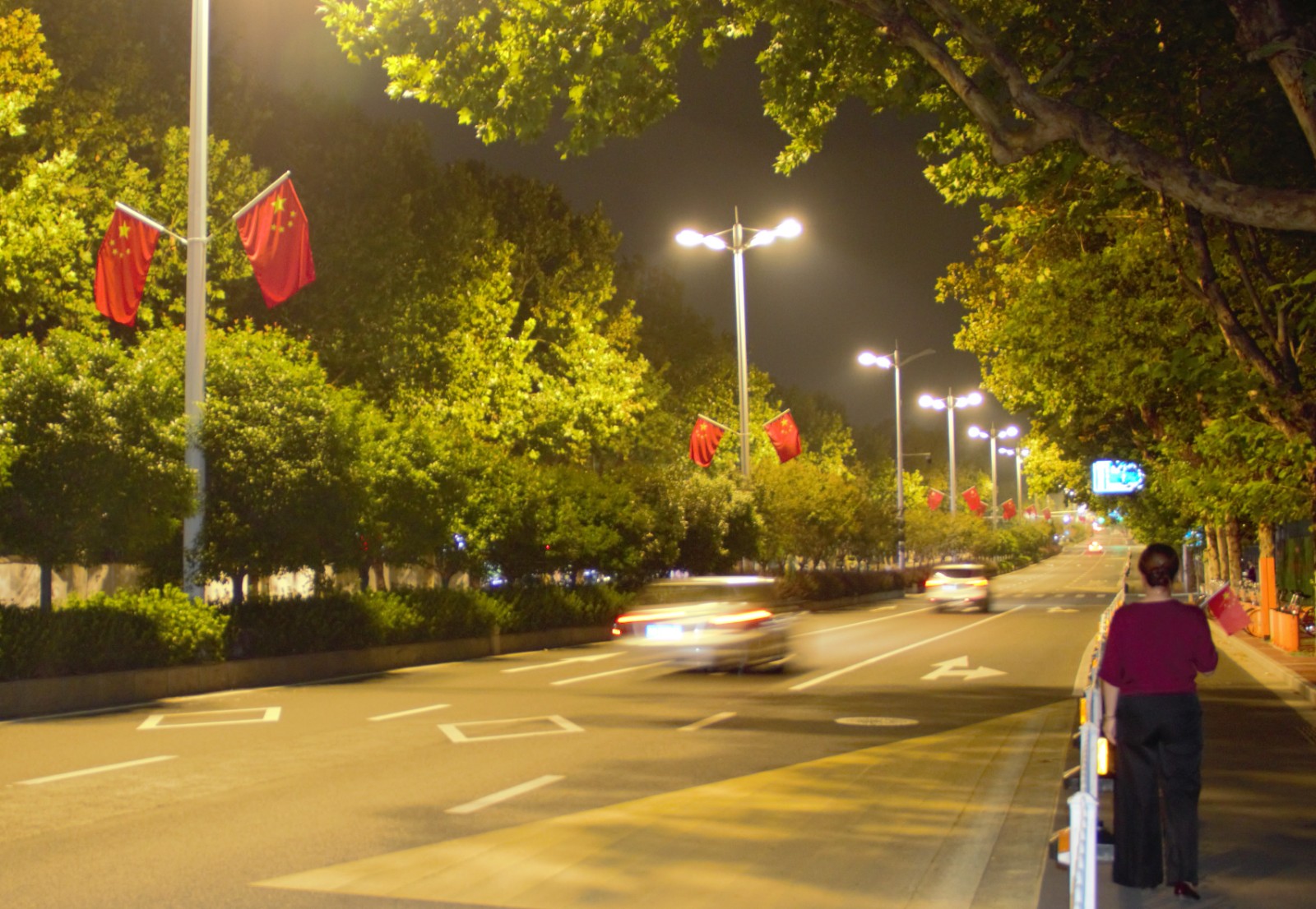 红旗飘扬.jpg