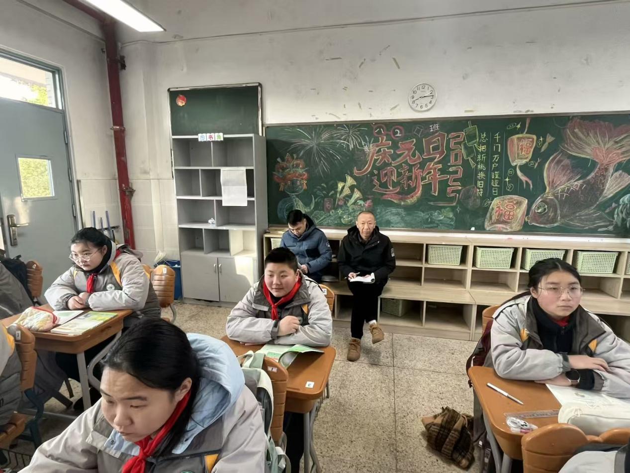 【勤耕摄园】任教精通方有力，育人有法蔚成风——摄山中学开展期初教学常规检查活动_html_m6d632400.jpg
