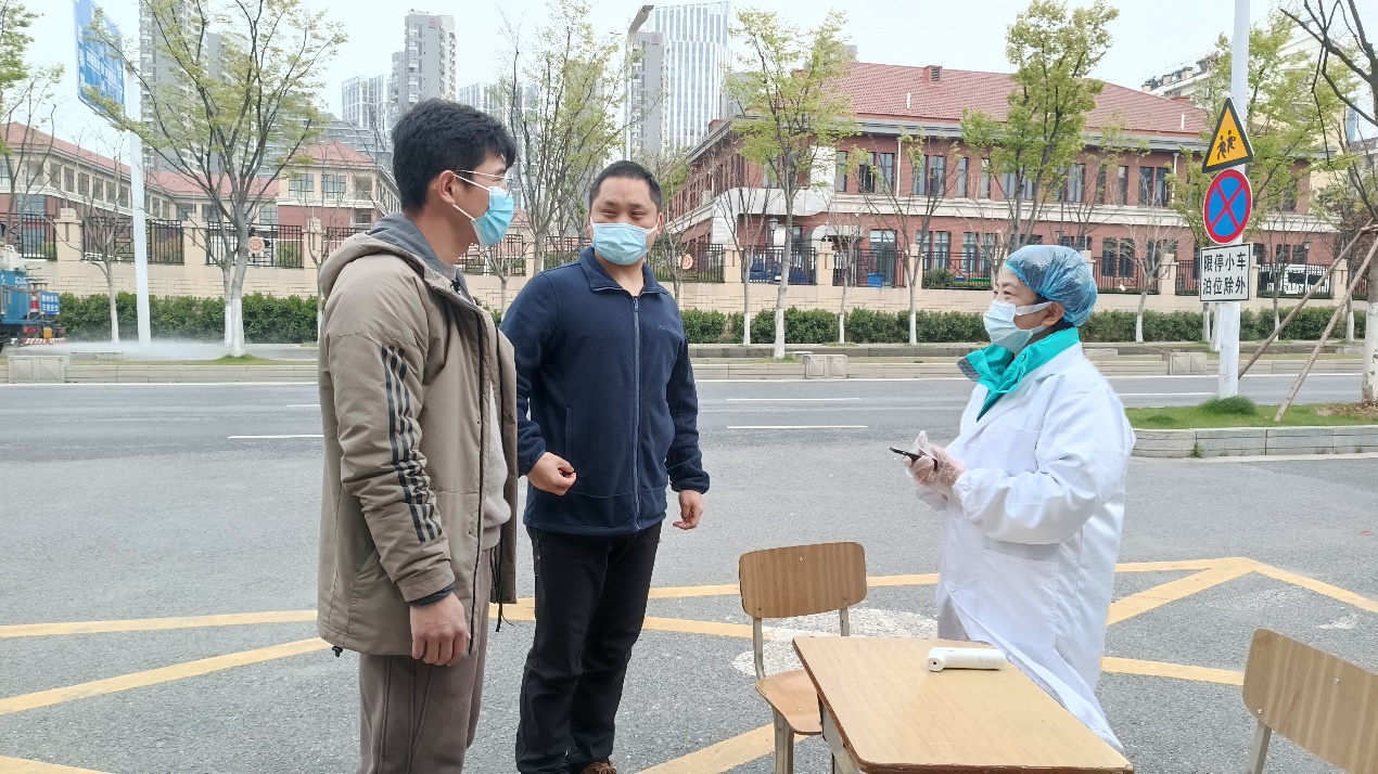【安全伯乐】南京市伯乐中学开展疫情防控演练_html_m7272f367.jpg