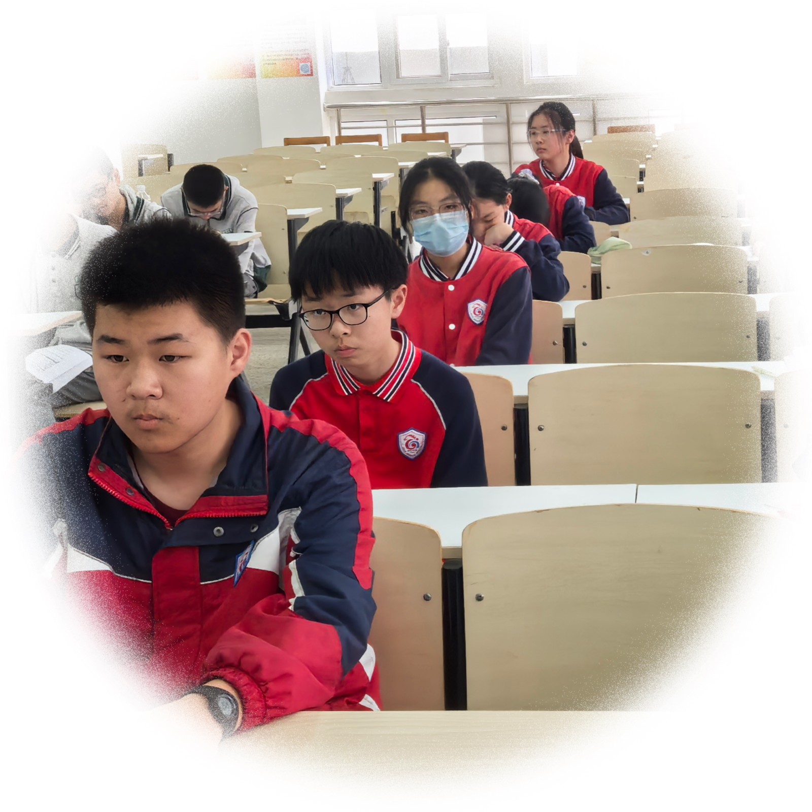 17f5f810a51a91f75a385565aec437a.jpg