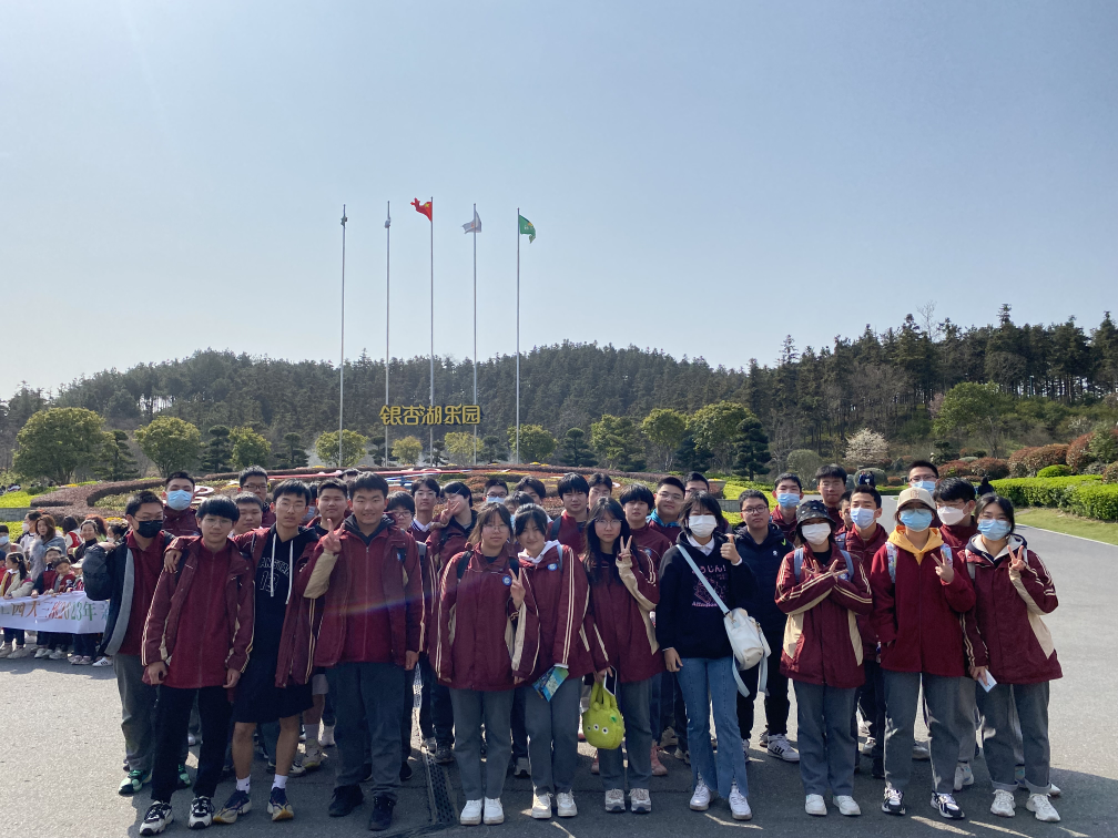 6月13日  第十九周升旗仪式：期末总动员_html_m3b9d48b7.png