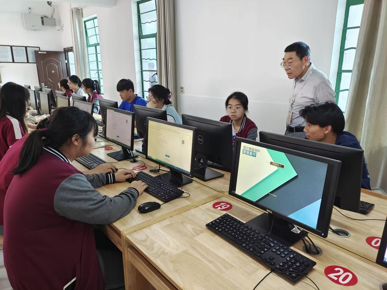 6月份责任督学专项督导报导（20230601）_html_7a6180c5.jpg