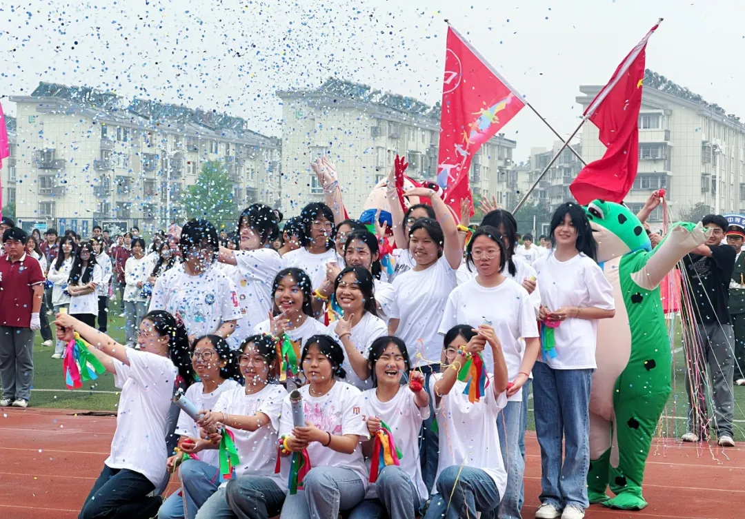 第四十九届春季运动会_html_333af4c8.png
