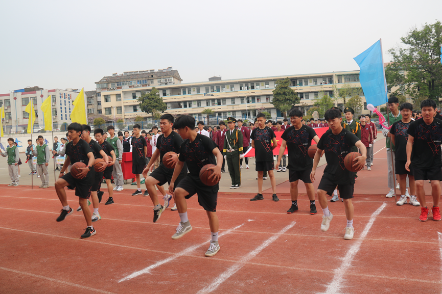 5月13日  新港中专 四十七届春季运动会_html_m51820c94.png