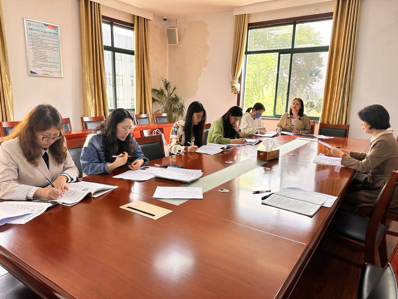 南京新港中专数学教研组开设区级公开课_html_m34a982ce.jpg