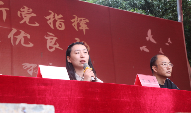 铸新港之魂_html_5897a6c2.png