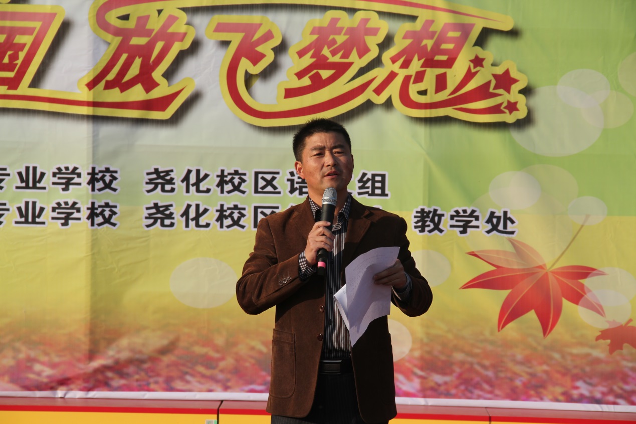 诵读劳动美（三）微信_html_58d539d1.jpg