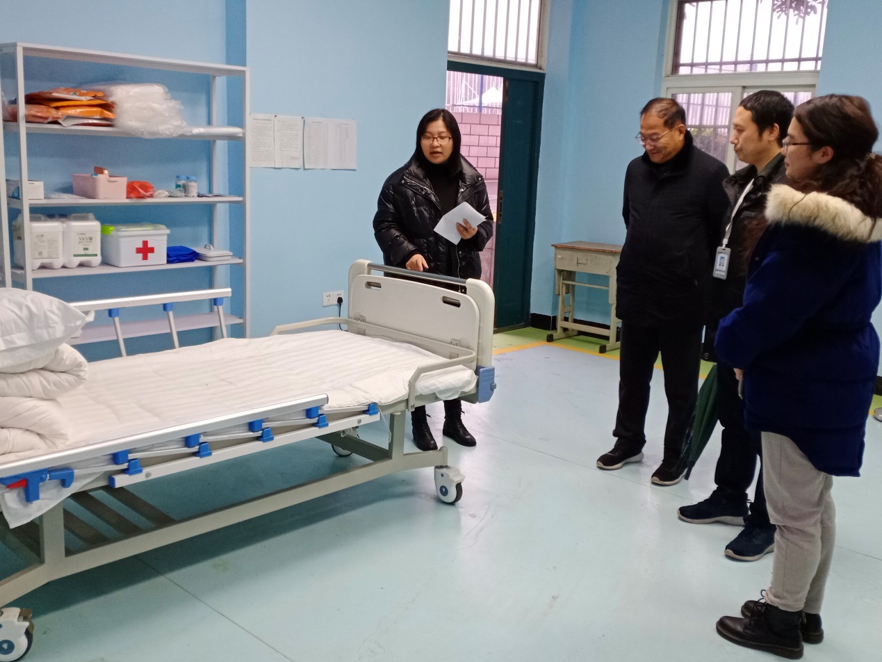 元月份区责任督学挂牌督导报导_html_m1bc159da.jpg