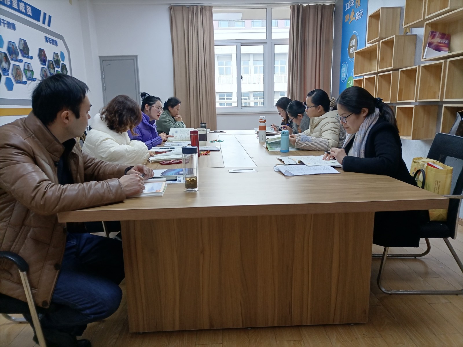 【灵美龙小】凝集体智慧向未来