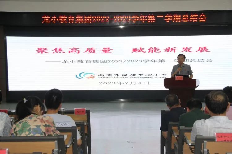 新建 DOCX 文档_html_2c1687b0.jpg