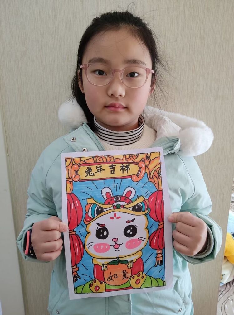【灵美龙小&middot;龙岸】歌舞声中辞旧岁 欢声笑语迎新年——龙潭中心小学龙岸花园校区庆元旦线上活动_html_6dd4ed6a.jpg