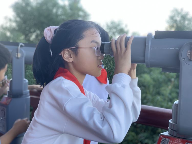 【江畔先锋·团队活动】传承民族文化，阅览江河胜景——龙潭中心小学江畔人家分校秋季社会实践研学活动_html_4ccd88f1.jpg